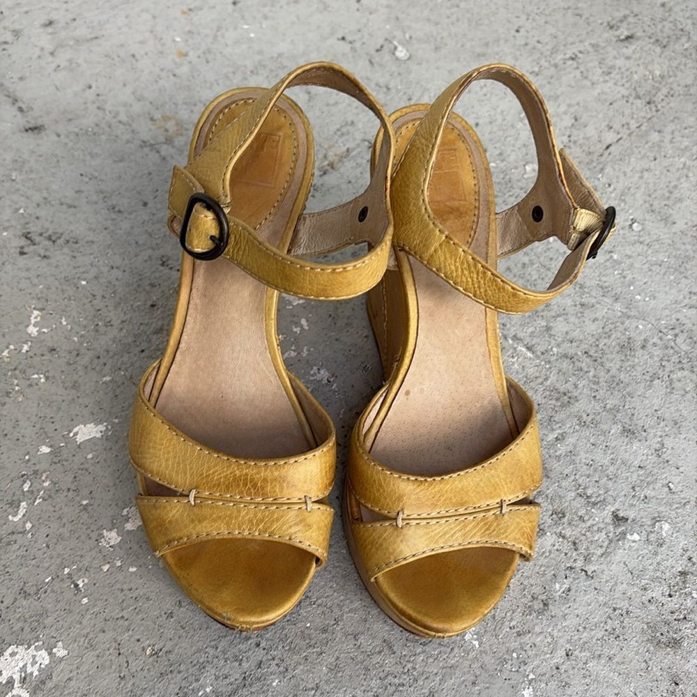 Frye Corrina Campus Wedge - Picture 4 of 8